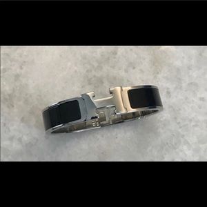 Hermès H bracelet